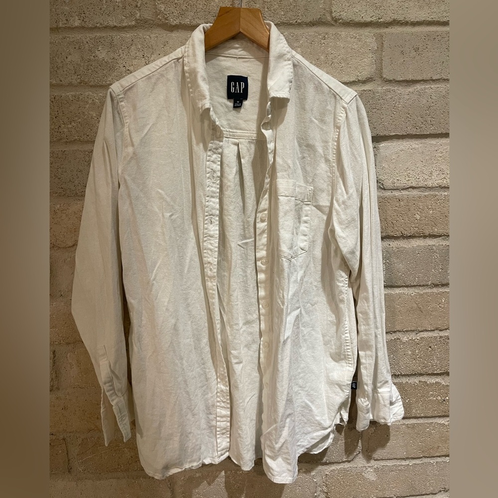 GAP White Linen Button-Up Shirt (medium)
